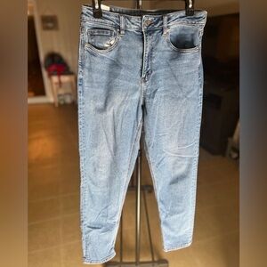American Eagle Mom Jeans